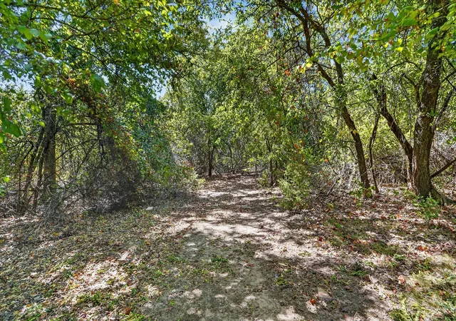 Land for sale at 130 R & R Dr, Springtown, TX 76082 | MLS# 21361741