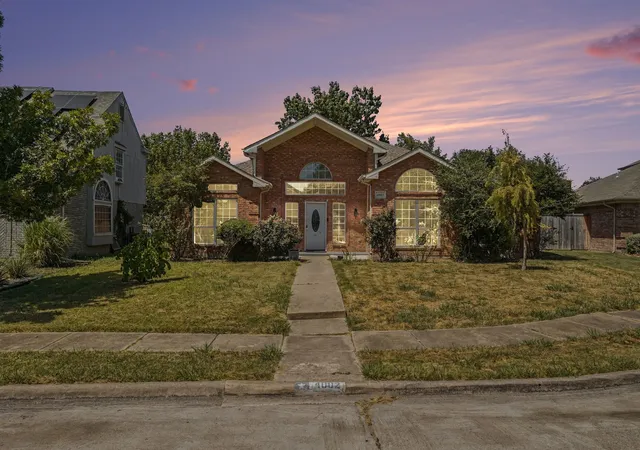 Photo 1 of Single family home for sale at 4002 Tropic Ln, Rowlett, TX 75088 | MLS# 21355415 | Listing updated on 2026-09-12