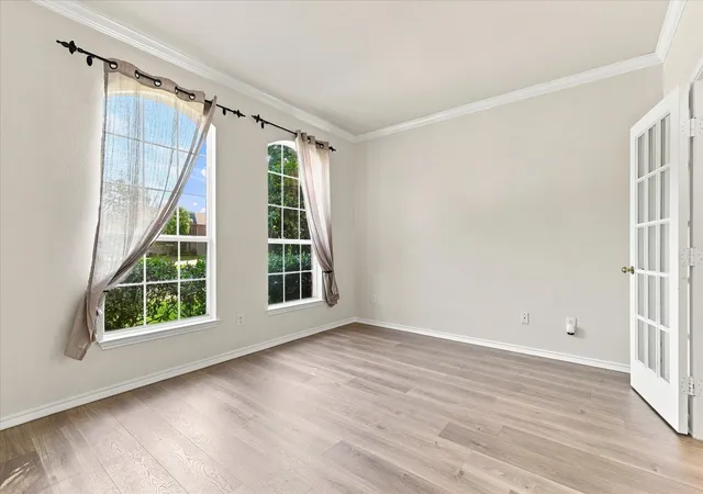 Photo 3 of Single family home for sale at 613 Bella Vista Dr, Coppell, TX 75019 | MLS# 21362225 | Listing updated on 2026-09-29