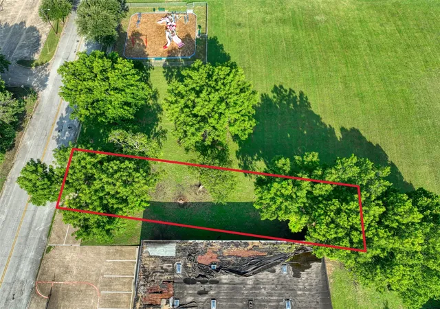Photo 2 of Land for sale at 723 E Main St, Lancaster, TX 75146 | MLS# 21362408 | Listing updated on 2026-09-14