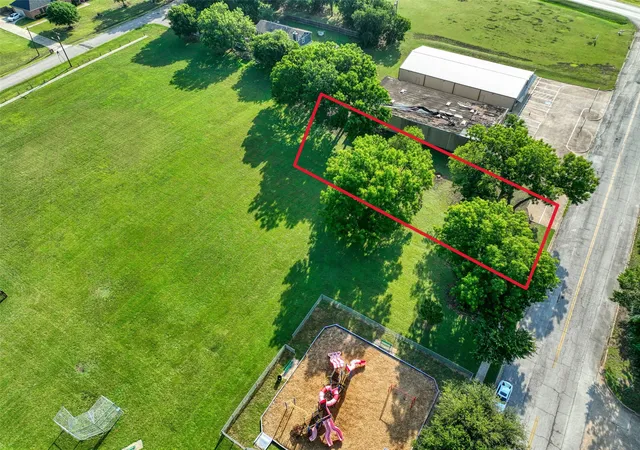 Photo 3 of Land for sale at 723 E Main St, Lancaster, TX 75146 | MLS# 21362408 | Listing updated on 2026-09-14