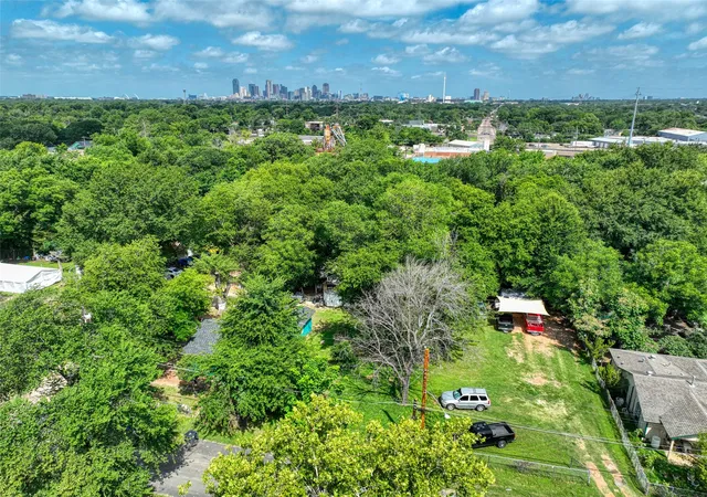 Photo 2 of Land for sale at 3907 Agnes St, Dallas, TX 75210 | MLS# 21362414 | Listing updated on 2026-09-14