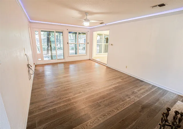 Photo 3 of Single family home for sale at 1233 Kathryn St, Hurst, TX 76053 | MLS# 21362351 | Listing updated on 2026-10-04
