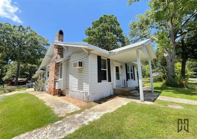 Photo 3 of Single family home for sale at 803 Zimmerman St, Homer, LA 71040 | MLS# 21351753 | Listing updated on 2026-09-12