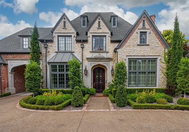 Photo 1 of Mansion for sale at 6607 Glendora Ave, Dallas, TX 75230 | MLS# 21362150 | Listing updated on 2026-09-28