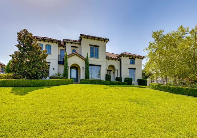 Photo 2 of Mansion for sale at 4648 Palencia Dr, Fort Worth, TX 76126 | MLS# 21348716 | Listing updated on 2026-09-13