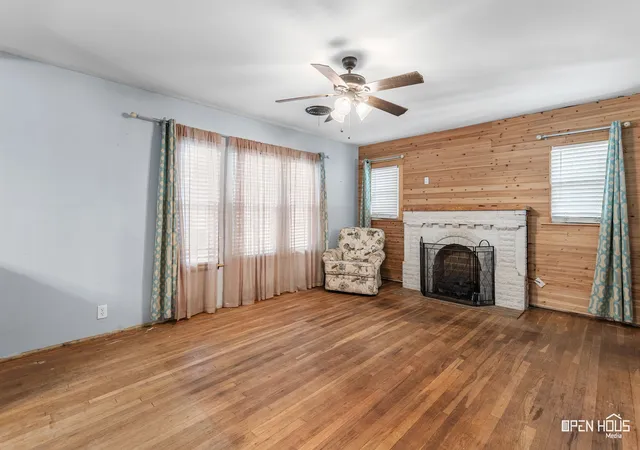 Photo 4 of Single family home for sale at 206 E Summit Ave, Electra, TX 76360 | MLS# 21362561 | Listing updated on 2026-09-12
