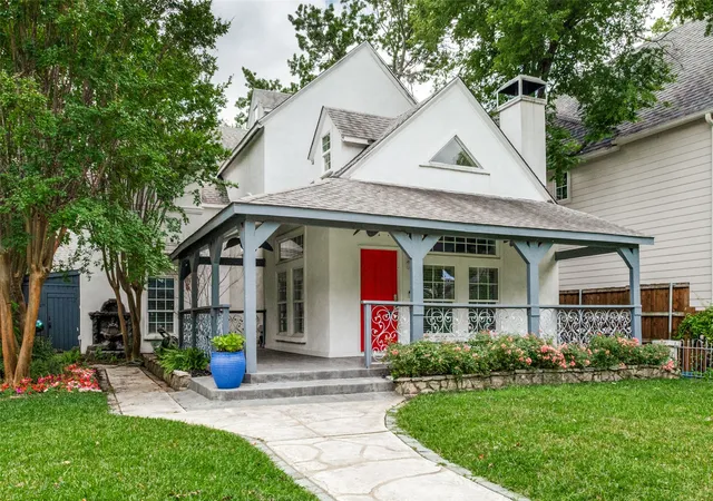 Photo 1 of Single family home for sale at 6166 Goliad Ave, Dallas, TX 75214 | MLS# 21271467 | Listing updated on 2026-09-13