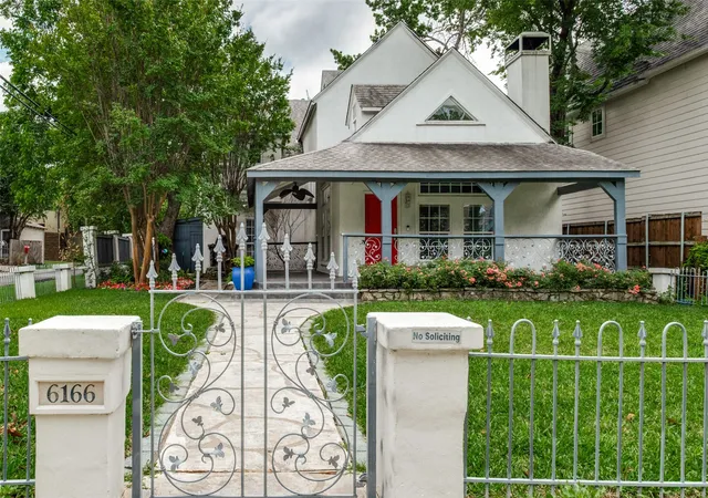 Photo 2 of Single family home for sale at 6166 Goliad Ave, Dallas, TX 75214 | MLS# 21271467 | Listing updated on 2026-09-13