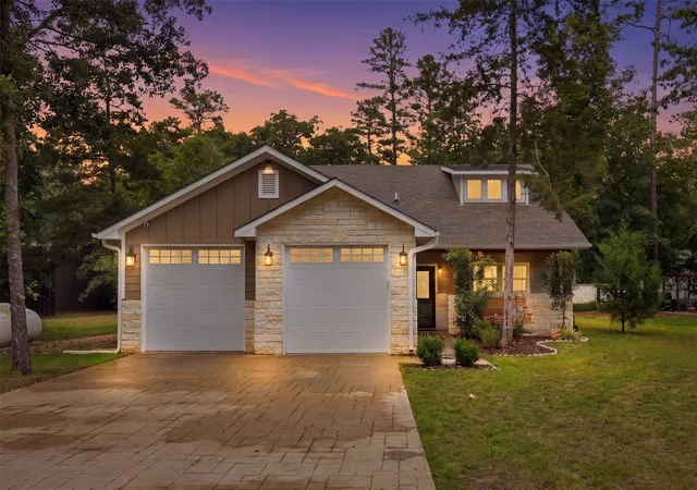 Photo 1 of Single family home for sale at 733 King Arthur Ct, Scroggins, TX 75480 | MLS# 21272883 | Listing updated on 2026-09-10