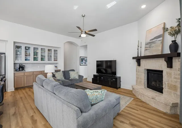 Photo 4 of Single family home for sale at 1228 Emilia Rd, Rockwall, TX 75087 | MLS# 21362670 | Listing updated on 2026-09-21