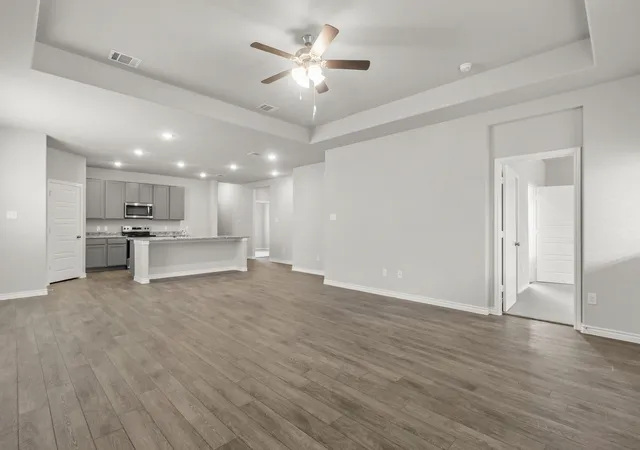 Photo 4 of Sale Pending at 10656 Stag Ln, Crowley, TX 76036 | MLS# 21362772 | Listing updated on 2026-09-10