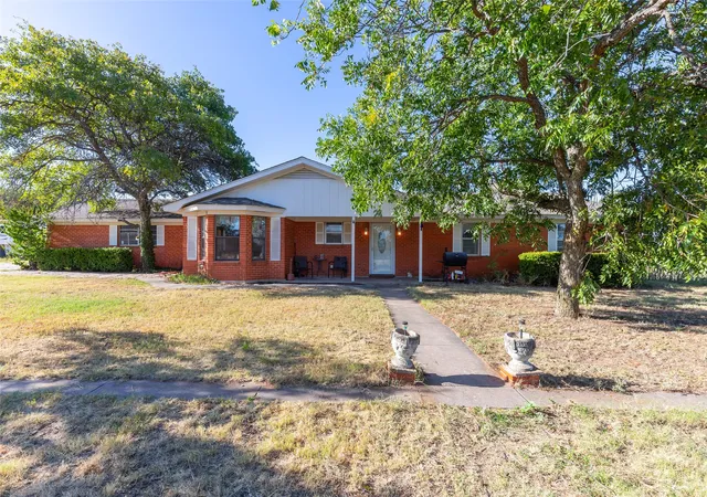Photo 1 of Sale Pending at 7200 Private Road 2383, Clyde, TX 79510 | MLS# 21357670 | Listing updated on 2026-09-18