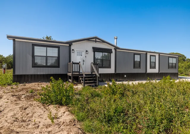 Photo 2 of Single family home for sale at 2240 Live Oak Trl, Clyde, TX 79510 | MLS# 21362857 | Listing updated on 2026-09-20