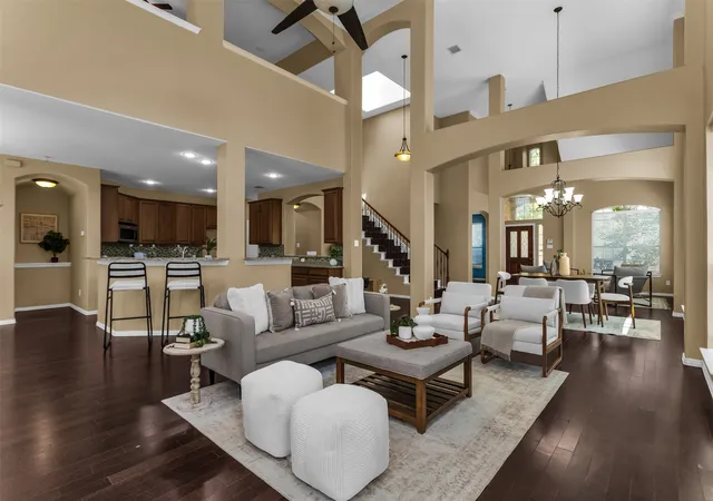 Photo 1 of Single family home for sale at 11701 Lampwick Ln, Frisco, TX 75035 | MLS# 21362863 | Listing updated on 2026-09-14