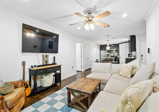 Photo 4 of Sale Pending at 2025 Loop 820, Fort Worth, TX 76134 | MLS# 21362224 | Listing updated on 2026-09-20