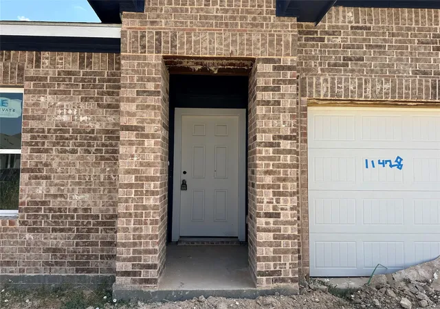 Photo 3 of Single family home for sale at 11428 Themis Ct, Lorena, TX 76655 | MLS# 21362220 | Listing updated on 2026-10-07