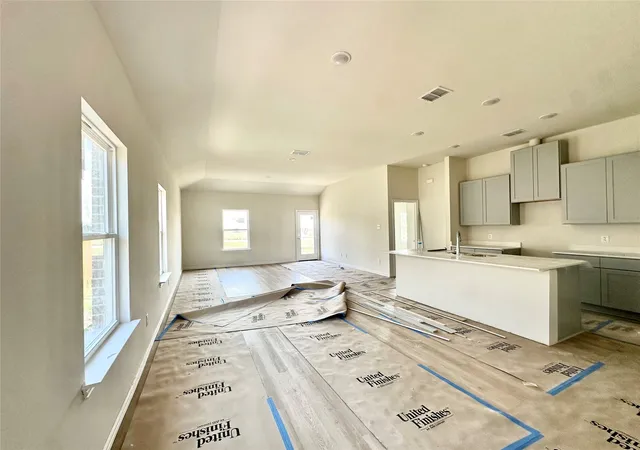 Photo 2 of Single family home for sale at 11424 Themis Ct, Lorena, TX 76655 | MLS# 21362127 | Listing updated on 2026-10-07