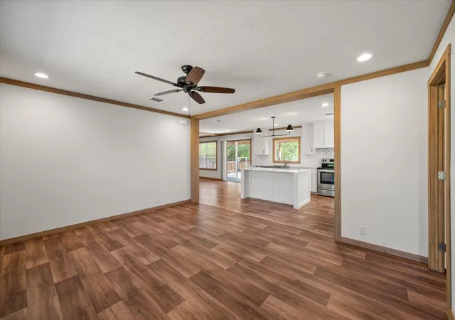 Photo 2 of Manufactured home for sale at 716 N Wright Ave, Kerens, TX 75144 | MLS# 21328862 | Listing updated on 2026-09-10