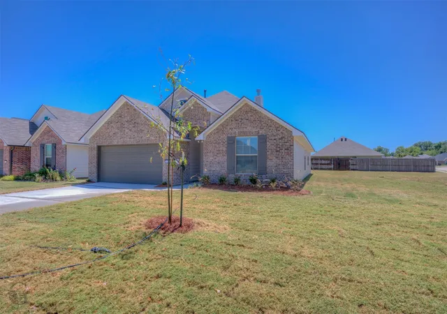 Photo 3 of Sale Pending at 4225 Toledo Bnd, Bossier City, LA 71111 | MLS# 21362161 | Listing updated on 2026-09-10