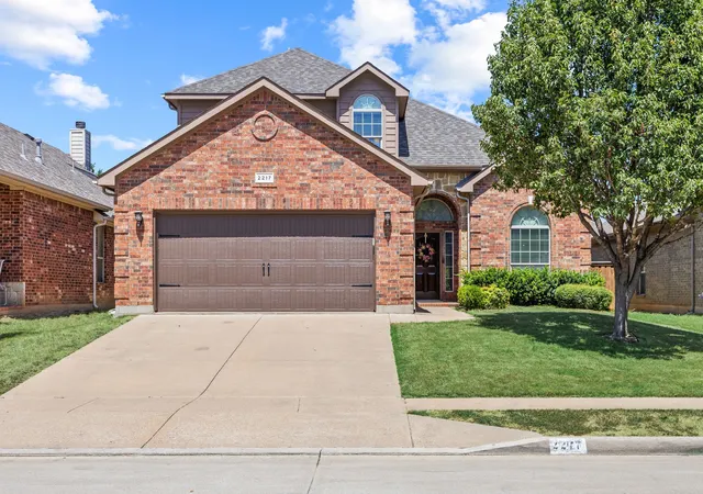 Photo 1 of Single family home for sale at 2217 Frosted Willow Ln, Fort Worth, TX 76177 | MLS# 21362417 | Listing updated on 2026-09-14