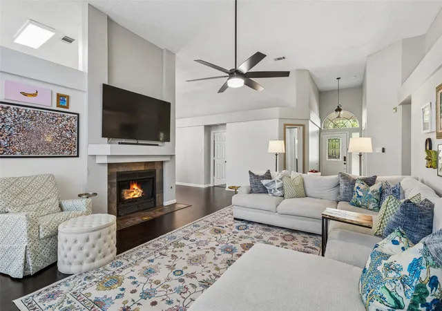 Photo 4 of Sale Pending at 8113 Pickard Dr, Rowlett, TX 75088 | MLS# 21363216 | Listing updated on 2026-09-14