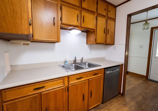 Photo 3 of Single family home for sale at 6670 Bostwick Rd, Shreveport, LA 71107 | MLS# 21363301 | Listing updated on 2026-09-14