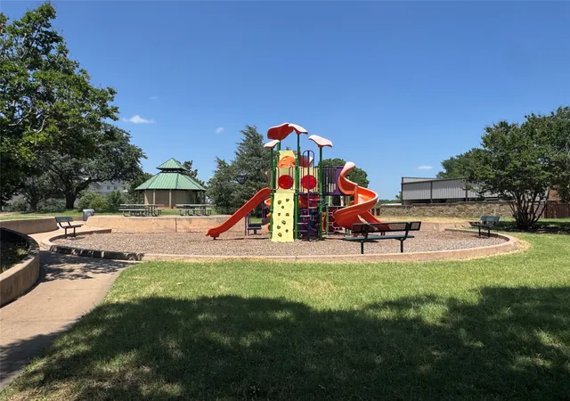 Photo 40 of Single family home for sale at 2614 San Simeon Dr, Wichita Falls, TX 76308 | MLS# 21362629 | Listing updated on 2026-09-27
