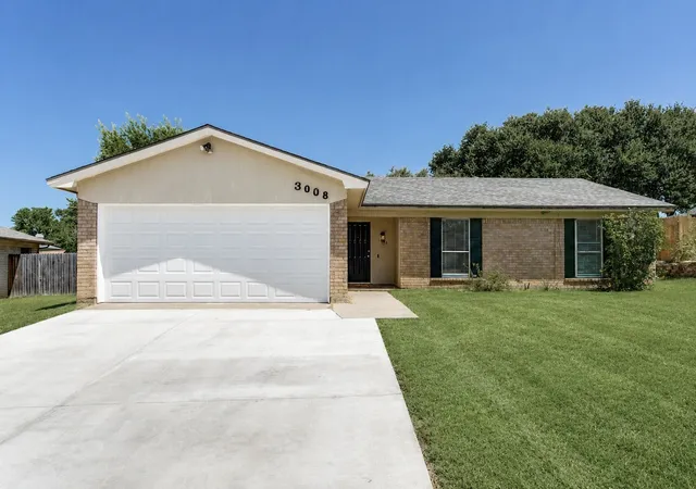Photo 1 of Sale Pending at 3008 Highgate Ln, Bedford, TX 76021 | MLS# 21363273 | Listing updated on 2026-09-11