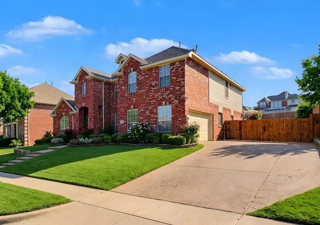 Photo 3 of Single family home for sale at 1610 Lakeland Park Dr, Garland, TX 75043 | MLS# 21363440 | Listing updated on 2026-09-09