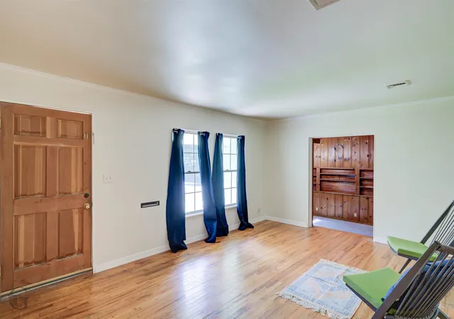 Photo 4 of Single family home for sale at 3956 Richardson Ave, Shreveport, LA 71106 | MLS# 21363444 | Listing updated on 2026-09-10