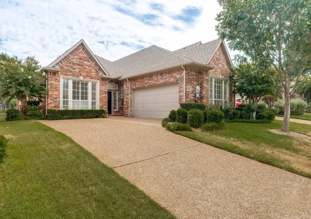 Photo 1 of Single family home for sale at 2544 Prestonwood Dr, Plano, TX 75093 | MLS# 21328213 | Listing updated on 2026-09-12