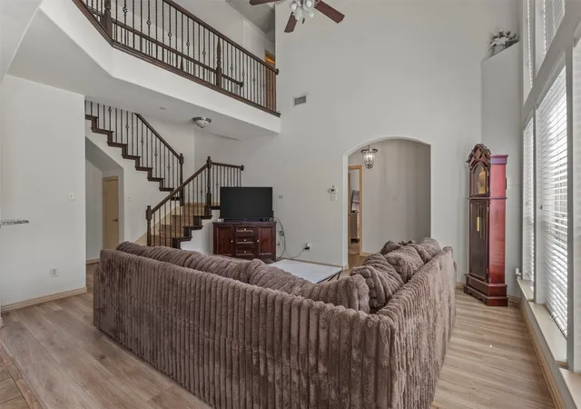 Photo 3 of Sale Pending at 4940 Empire Wy, Irving, TX 75038 | MLS# 21359075 | Listing updated on 2026-09-10