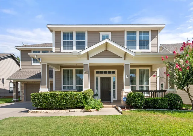 Photo 1 of Single family home for sale at 2405 Moon Dance Ct, Arlington, TX 76001 | MLS# 21362491 | Listing updated on 2026-09-11