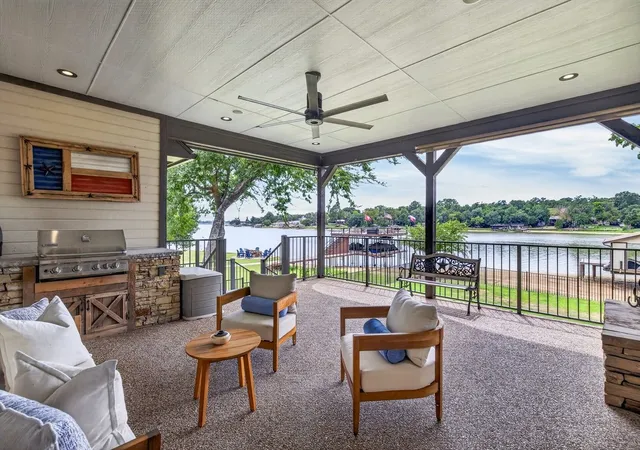 Photo 2 of Single family home for sale at 7065 Layman Dr, Eustace, TX 75124 | MLS# 21363560 | Listing updated on 2026-09-27