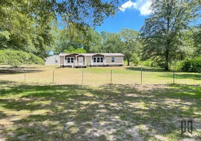 Photo 1 of Sale Pending at 142 Hammontree Rd, Homer, LA 71040 | MLS# 21363611 | Listing updated on 2026-09-11