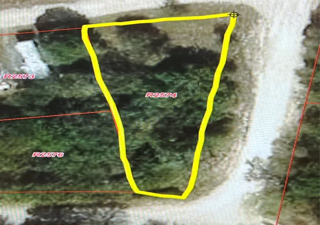 Photo 1 of Sale Pending at 3121 Wagon Train Trl, Granbury, TX 76048 | MLS# 21363637 | Listing updated on 2026-09-14