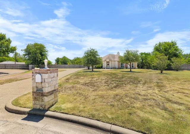 Photo 3 of Single family home for sale at 600 Shoal Ridge, Lorena, TX 76655 | MLS# 21363617 | Listing updated on 2026-09-12