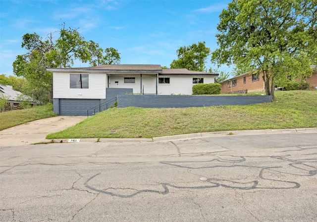 Photo 2 of Single family home for sale at 7401 Trimble Dr, Fort Worth, TX 76134 | MLS# 21363647 | Listing updated on 2026-09-15