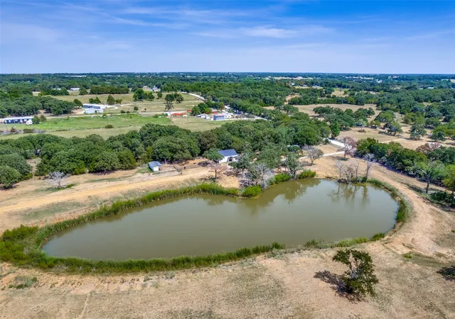 Photo 1 of Land for sale at 1387 County Road 140, Whitesboro, TX 76273 | MLS# 21362720 | Listing updated on 2026-09-08