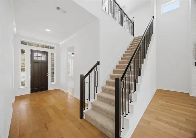 Photo 4 of Single family home for sale at 1815 Navarre Wy, Rockwall, TX 75032 | MLS# 21363712 | Listing updated on 2026-10-06