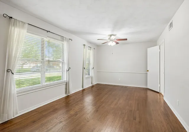 Photo 3 of Sale Pending at 10639 Longmeadow Dr, Dallas, TX 75238 | MLS# 21248176 | Listing updated on 2026-09-24