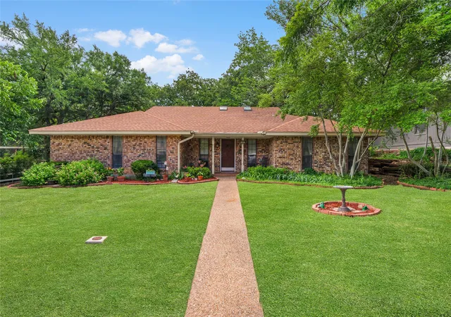 Photo 1 of Single family home for sale at 1455 Warrington Ct, Fort Worth, TX 76112 | MLS# 21289058 | Listing updated on 2026-09-12