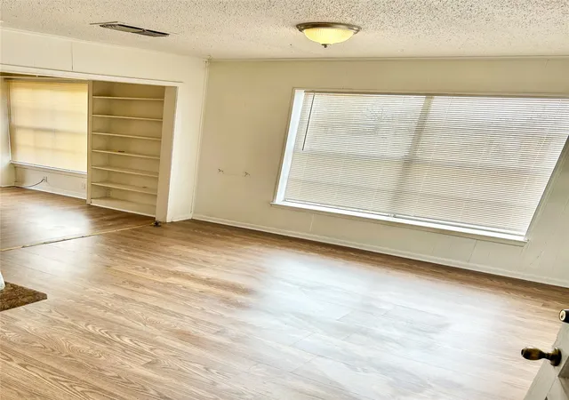 Photo 2 of Single family home for sale at 1701 W Main, Clarksville, TX 75426 | MLS# 21363811 | Listing updated on 2026-09-08