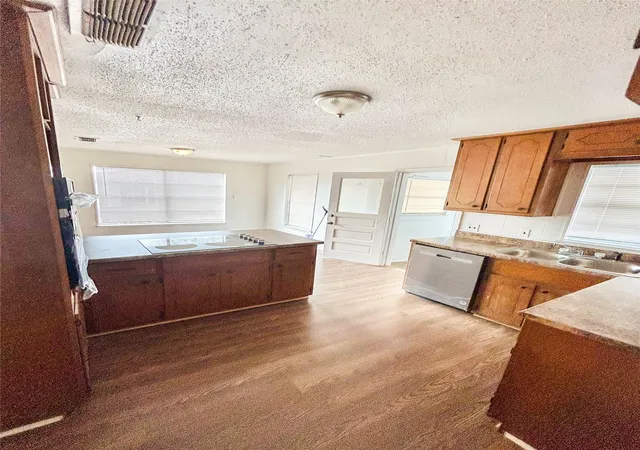 Photo 3 of Single family home for sale at 1701 W Main, Clarksville, TX 75426 | MLS# 21363811 | Listing updated on 2026-09-08