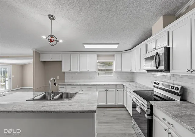 Photo 3 of Manufactured home for sale at 8725 Pinehaven Dr, Keithville, LA 71047 | MLS# 21361288 | Listing updated on 2026-09-13
