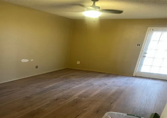 Photo 2 of Sale Pending at 9520 Royal Ln #121, Dallas, TX 75243 | MLS# 21361116 | Listing updated on 2026-09-10