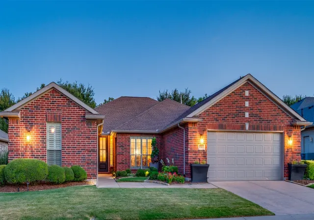 Photo 2 of Single family home for sale at 8901 Crestview Dr, Denton, TX 76207 | MLS# 21364024 | Listing updated on 2026-09-13