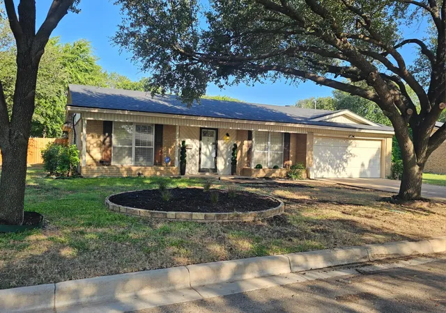 Photo 1 of Single family home for sale at 5660 Conlin Dr, Fort Worth, TX 76134 | MLS# 21363907 | Listing updated on 2026-09-11