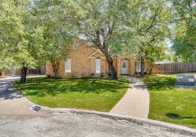 Photo 1 of Single family home for sale at 270 Bluff View Ct, Aledo, TX 76008 | MLS# 21364026 | Listing updated on 2026-09-11